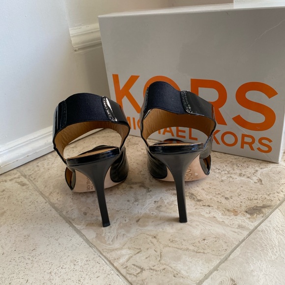 Kors-Michael Kors -Patent Leather Heels - Picture 6 of 8